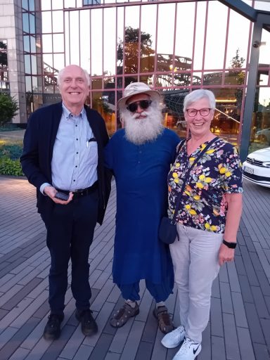 Johann, Sadhguru, Brigitte